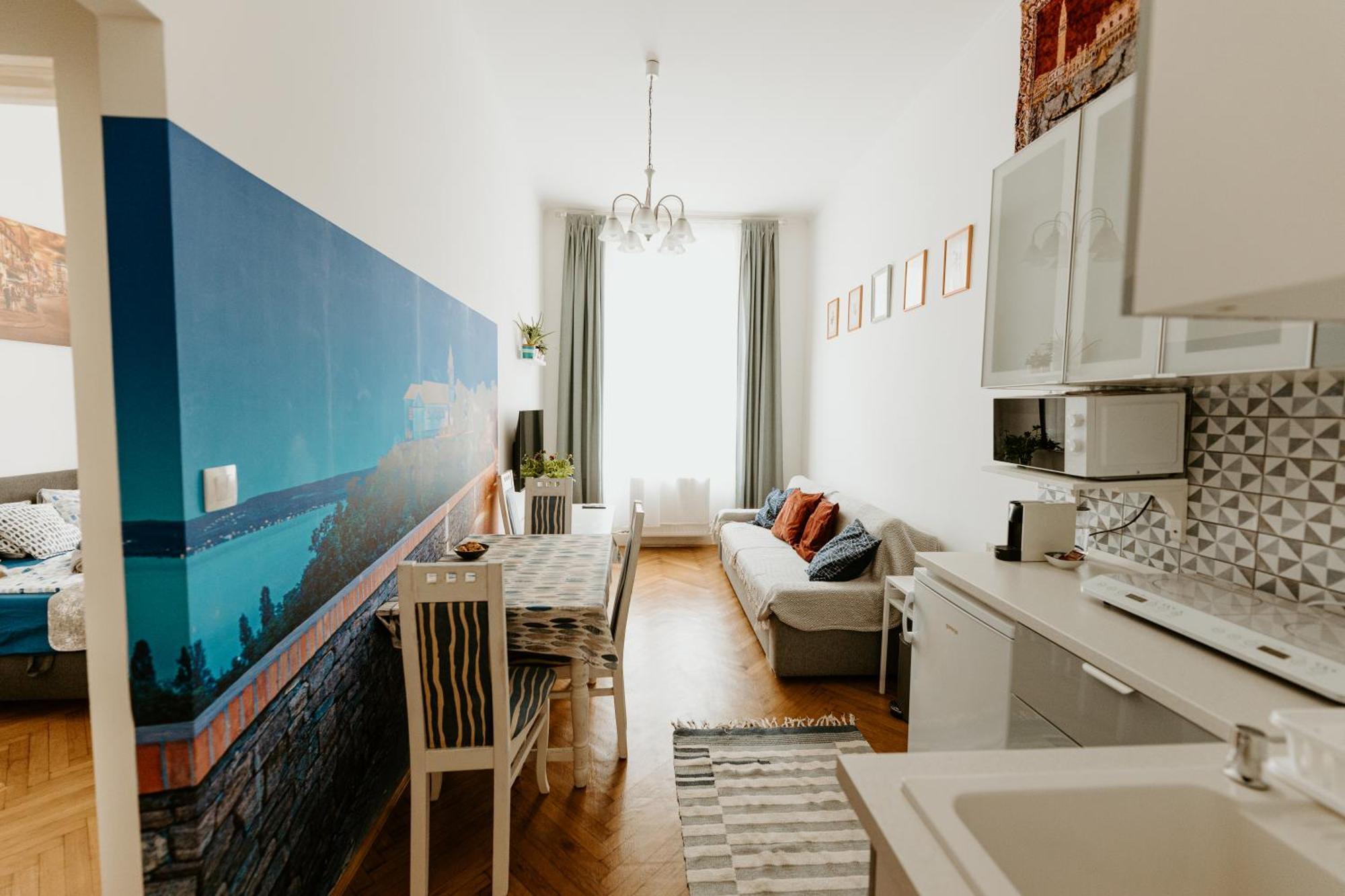 Margaret & Violet - Peaceful Downtown Apartamento
