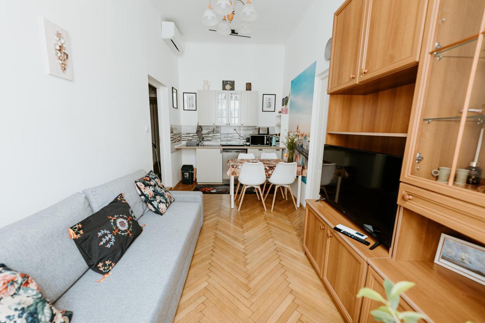 Margaret & Violet Apartments - Peaceful Stay Downtown Budapeste